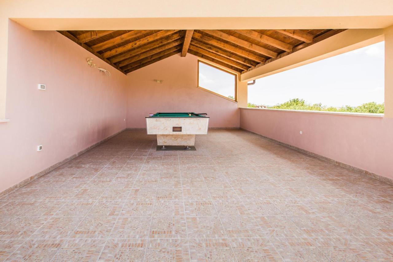 Villa Nabucco Kras Esterno foto