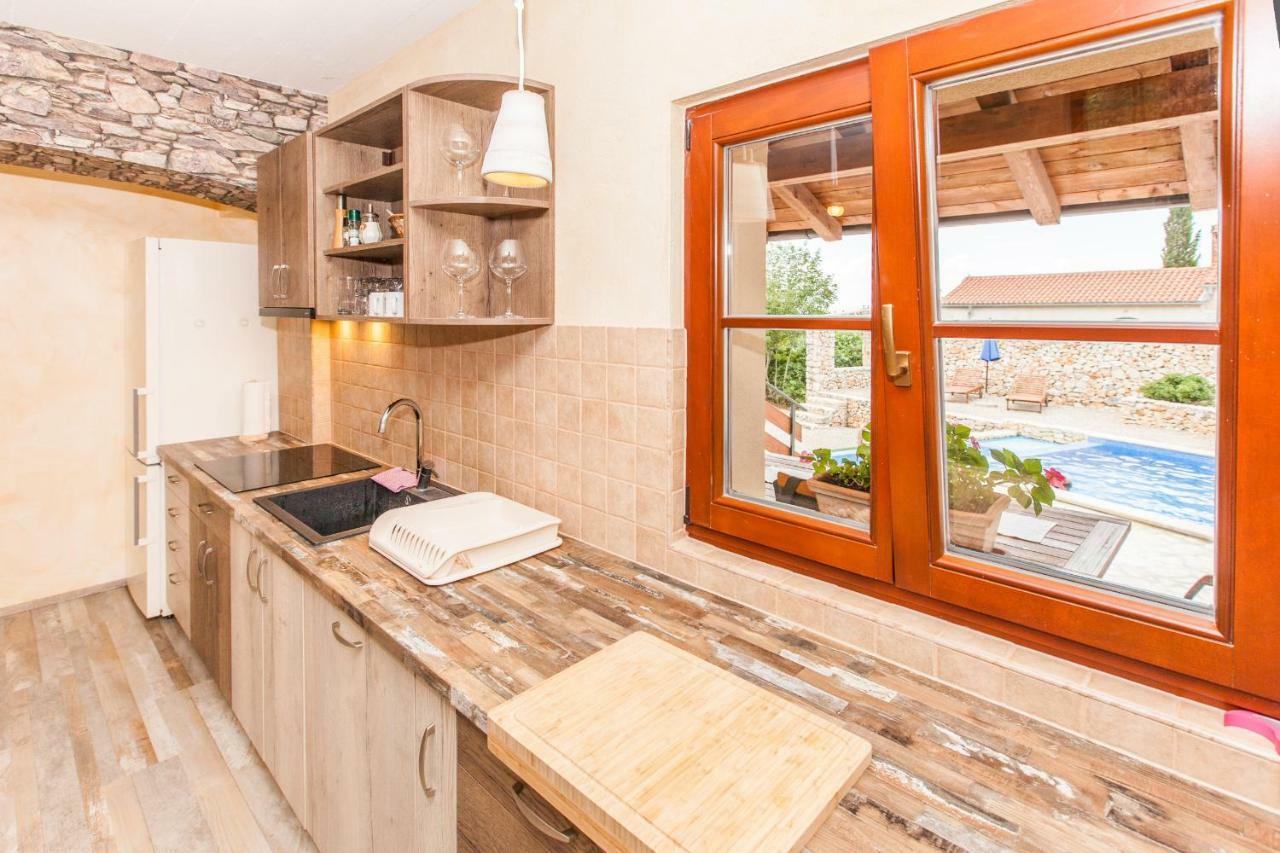 Villa Nabucco Kras Esterno foto