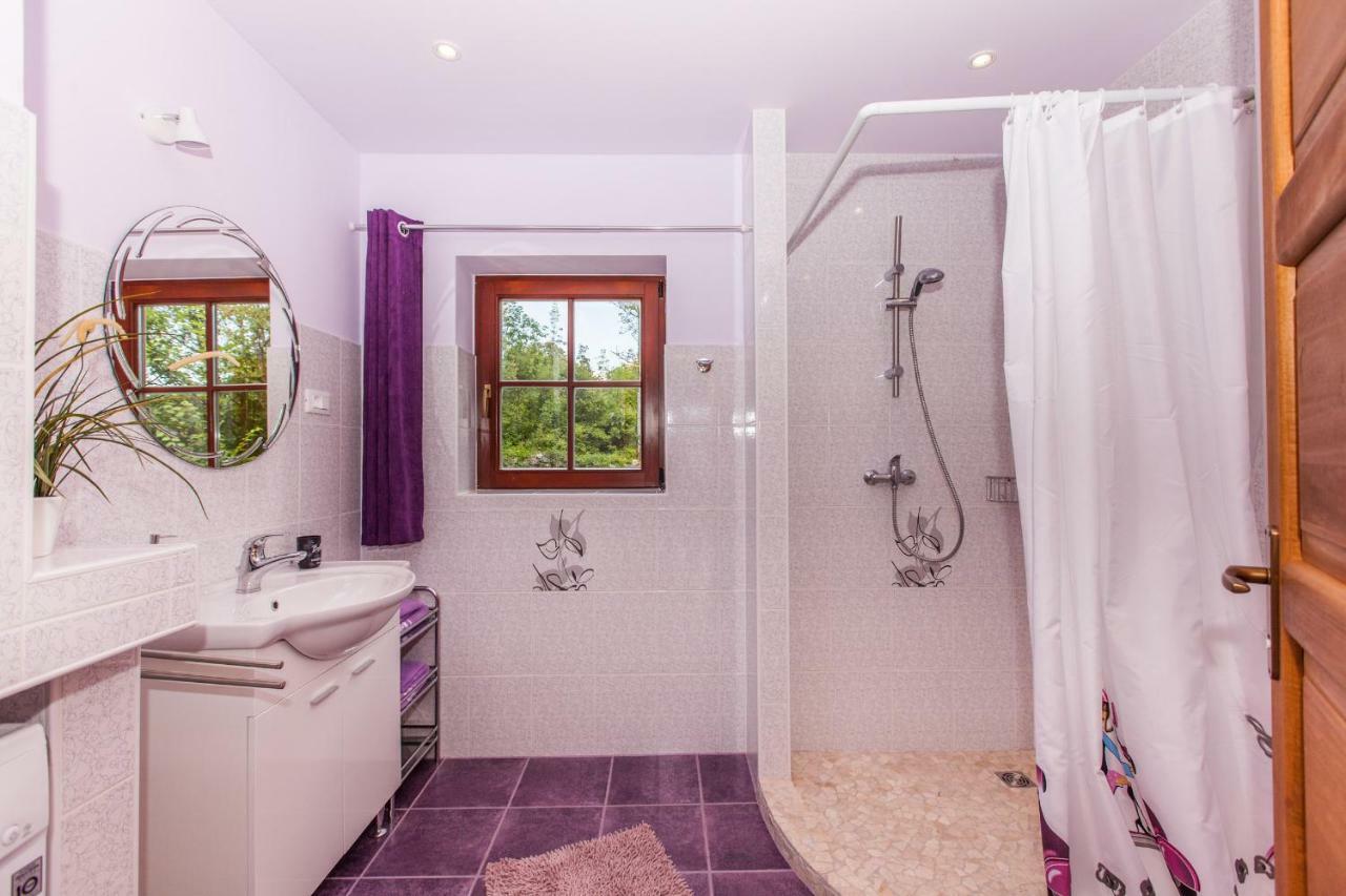 Villa Nabucco Kras Esterno foto